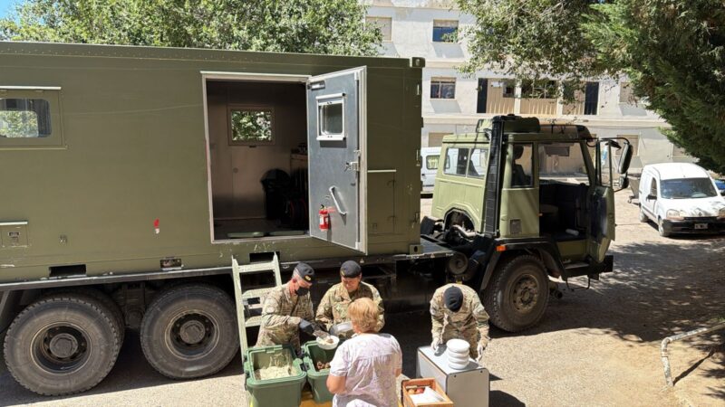 El Ejército Argentino refuerza su apoyo al Municipio tras el deslizamiento del cerro Hermitte   