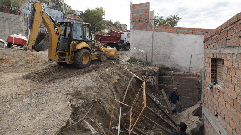 El Municipio intervino ante un desmoronamiento de terreno en La Floresta