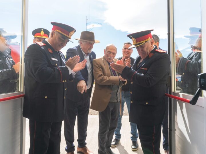 El Municipio acompañó el acto por el 38° Aniversario del Destacamento N°2 “Malvinas Argentinas” y la inauguración de sus nuevas instalaciones