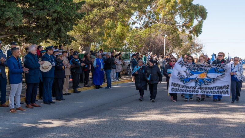 El intendente participó del acto en homenaje a los soldados caídos en Malvinas en Rodríguez Peña