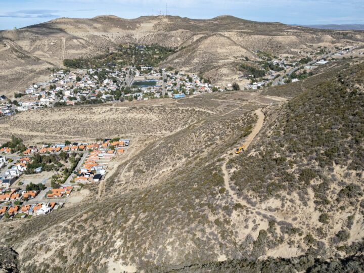 El Municipio avanza con tareas paliativas en la zona del cerro Hermitte