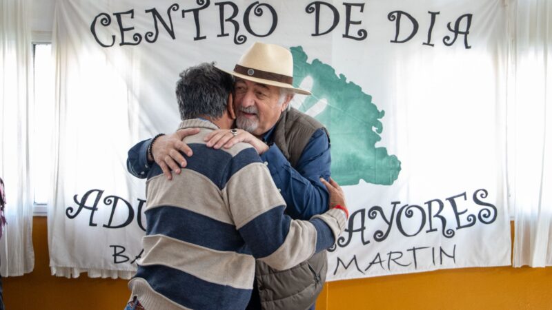 El intendente acompañó el encuentro que integró a adultos mayores de la ciudad