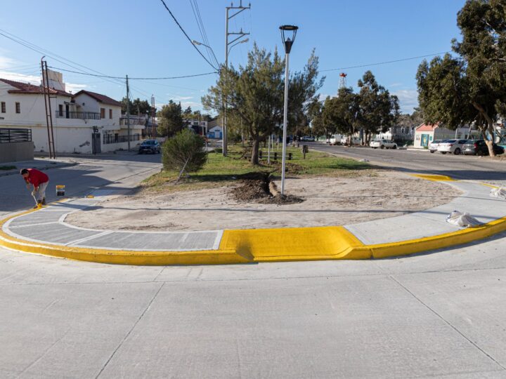 Con la instalación de nuevas luminarias, se reacondicionó el boulevard de calle Petrolero San Lorenzo