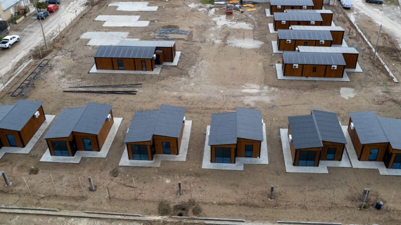 ​Municipio y Provincia coordinan la instalación de 50 módulos más para las familias afectadas por el Hermitte