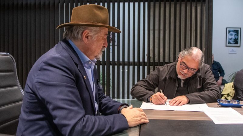 El Ejecutivo y el SOEM acordaron un incremento salarial del 19%