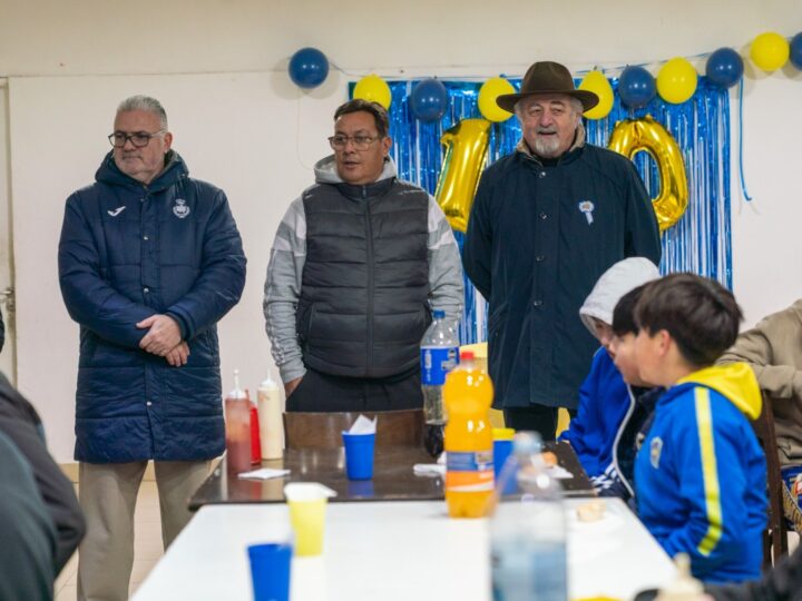 El intendente acompañó el acto por el centenario del Club Talleres Juniors