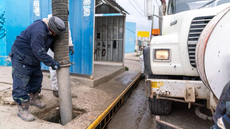Continúan los operativos de limpieza en canales y desagües por el pronóstico de mal tiempo