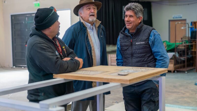Othar recorrió el armado de la 12° Expo Industrial en el Predio Ferial