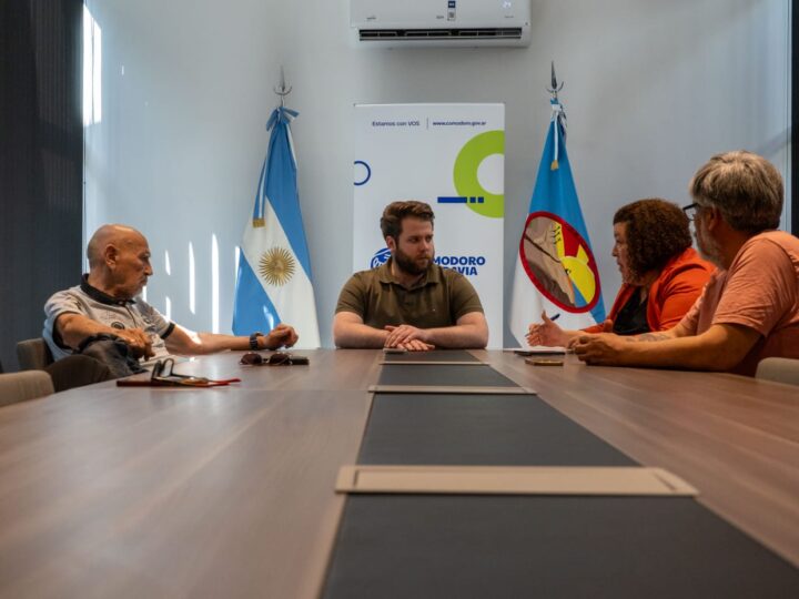 El Municipio se reunió con la UTA y evalúa alternativas legales para responder directamente a los choferes de Patagonia Argentina