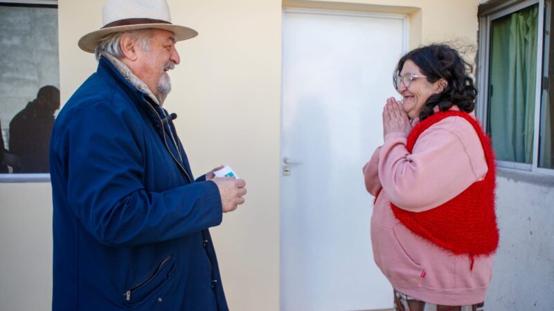 Othar reafirmó el compromiso municipal con la entrega de una nueva vivienda social